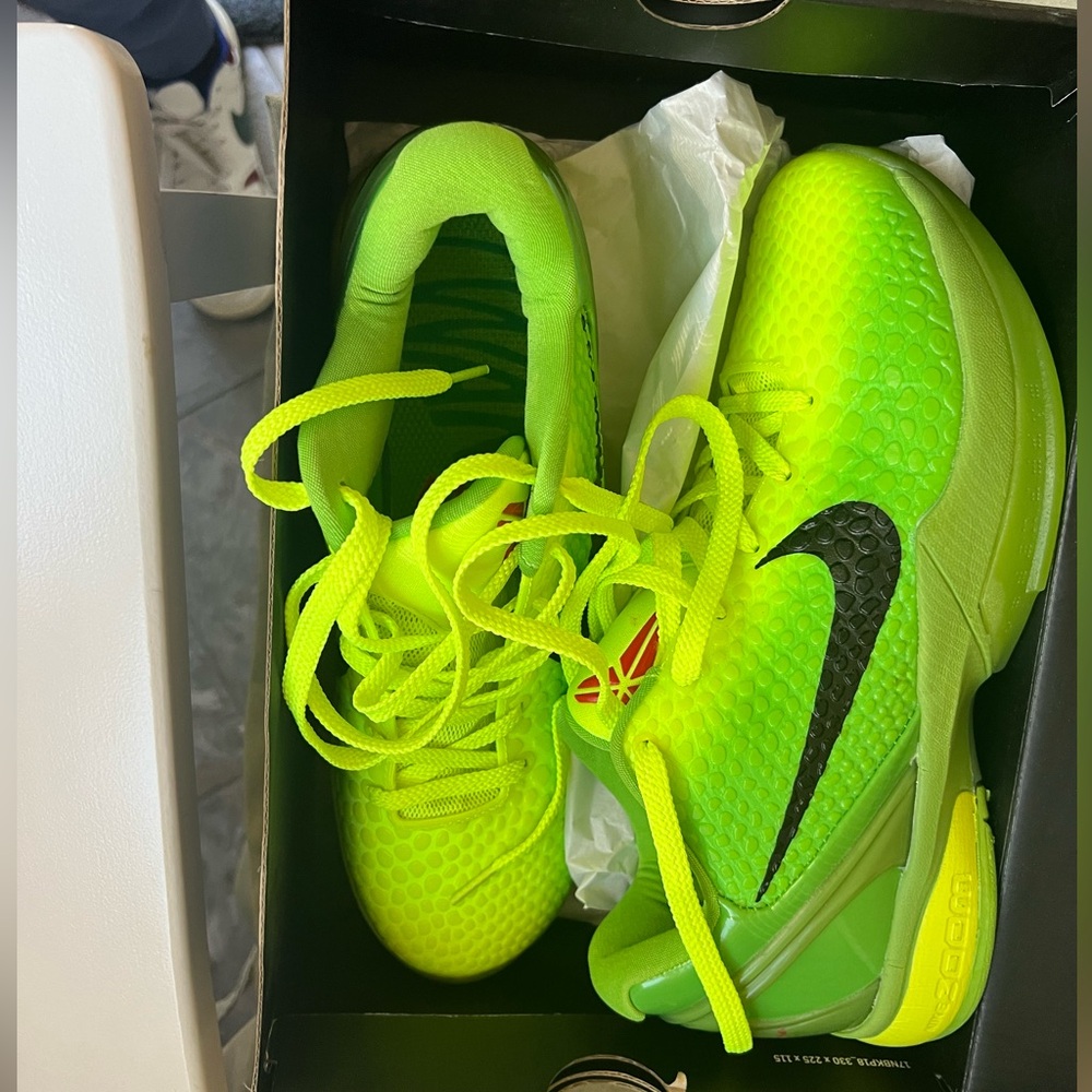Nike Zoom Kobe VI All-Star in “Grinch” LIMITED EDITION.